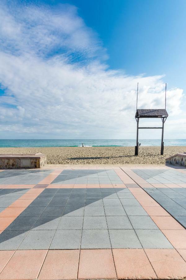 Sf Carihuela Luxury Suite Torremolinos Exterior photo