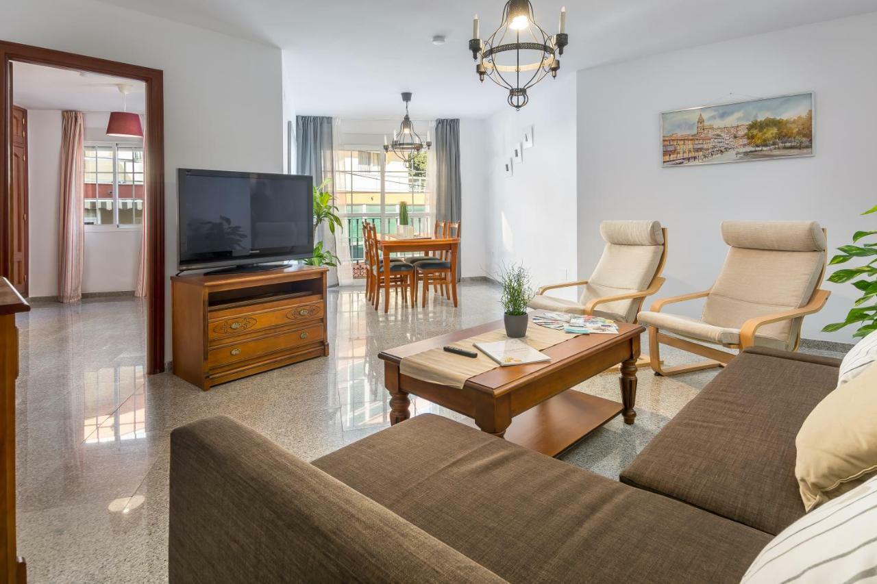 Sf Carihuela Luxury Suite Torremolinos Exterior photo